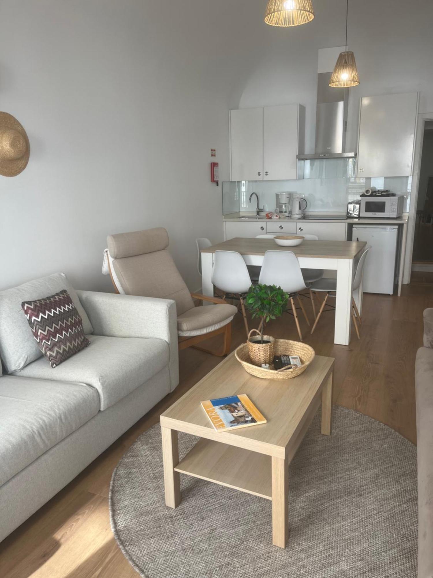 Home At Evora'S Main Street מראה חיצוני תמונה